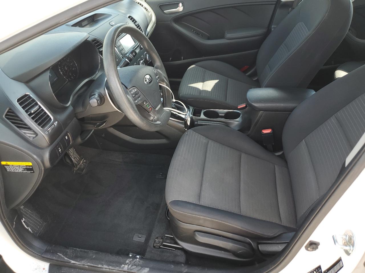 2017 Kia Forte Lx VIN: 3KPFL4A7XHE098073 Lot: 80748965