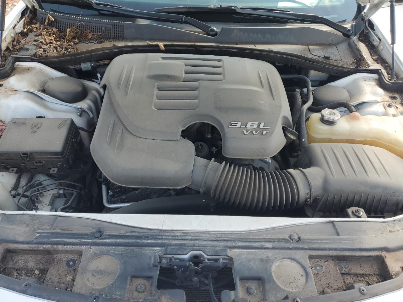 2015 Chrysler 300 Limited VIN: 2C3CCAAGXFH772682 Lot: 86896545