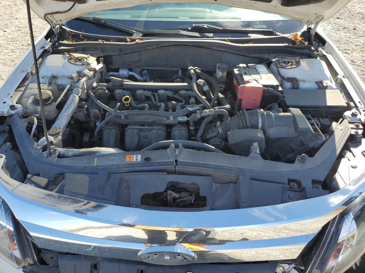 2011 Ford Fusion S VIN: 3FAHP0GA9BR266204 Lot: 90035345