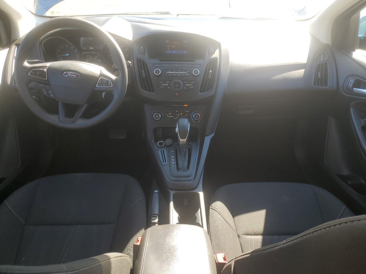 2017 Ford Focus Se VIN: 1FADP3K22HL216056 Lot: 87283925