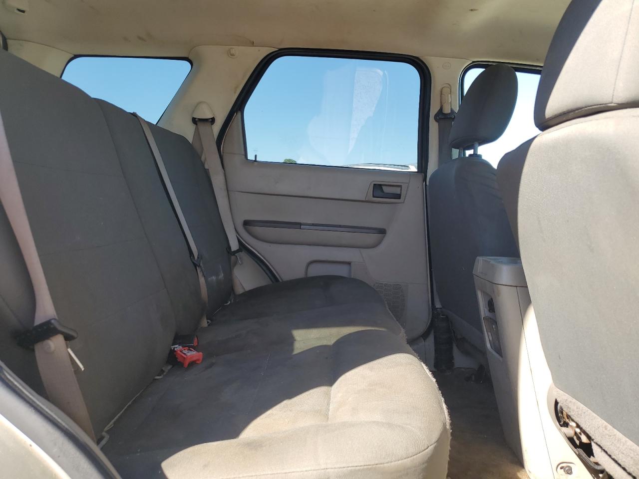 2010 Ford Escape Xls VIN: 1FMCU0C75AKB18721 Lot: 86490575