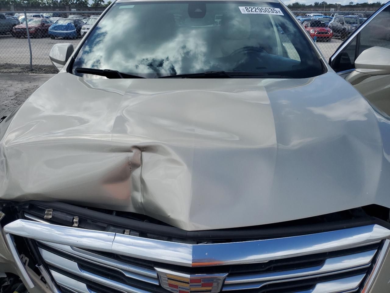 2017 Cadillac Xt5 Luxury VIN: 1GYKNBRS8HZ108720 Lot: 82295035