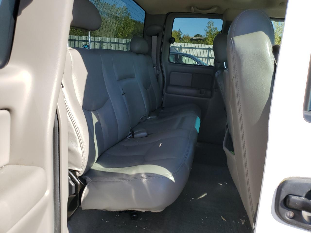 2003 Chevrolet Silverado K1500 VIN: 2GCEK19T231207243 Lot: 82263585