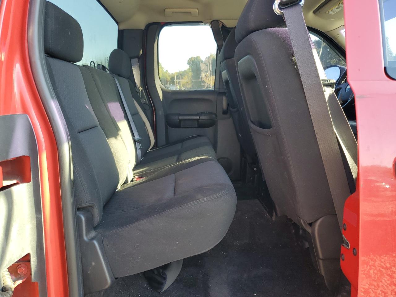 2011 Chevrolet Silverado K1500 Lt VIN: 1GCRKSE37BZ437430 Lot: 84373585