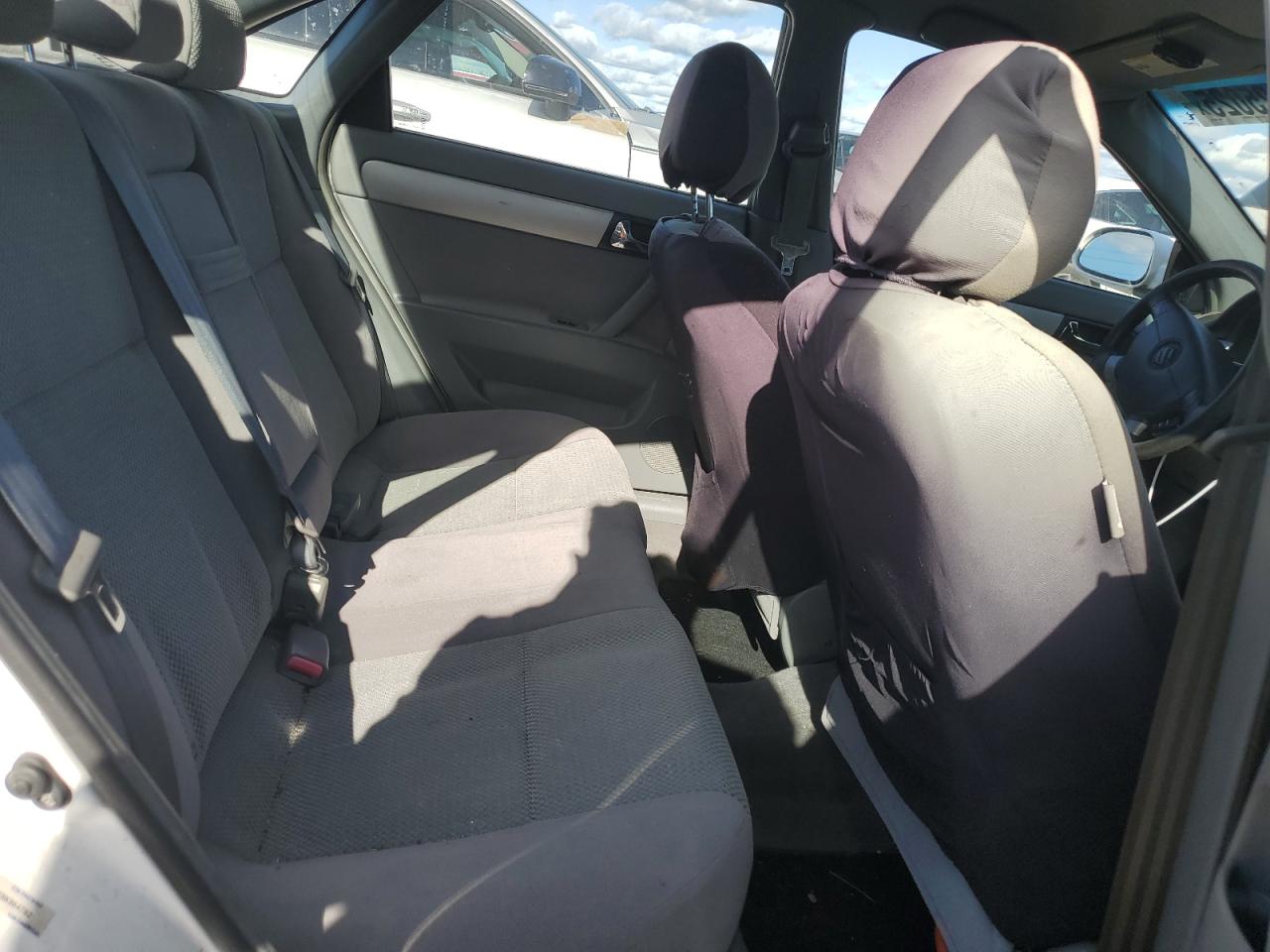 2008 Suzuki Forenza Base VIN: KL5JD56ZX8K864782 Lot: 89725025