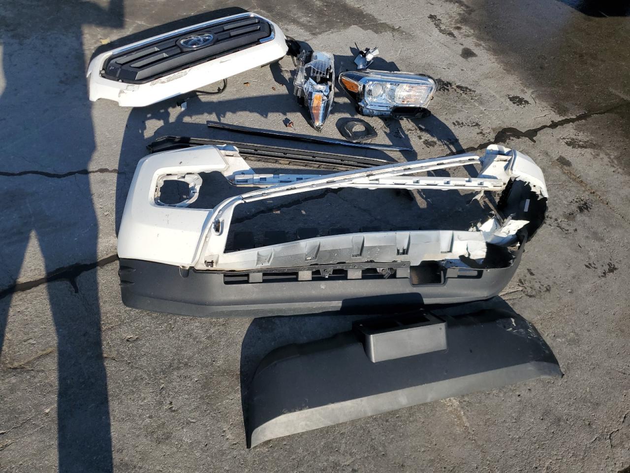 2020 Toyota Tacoma Double Cab VIN: 5TFAX5GN3LX165499 Lot: 84973885