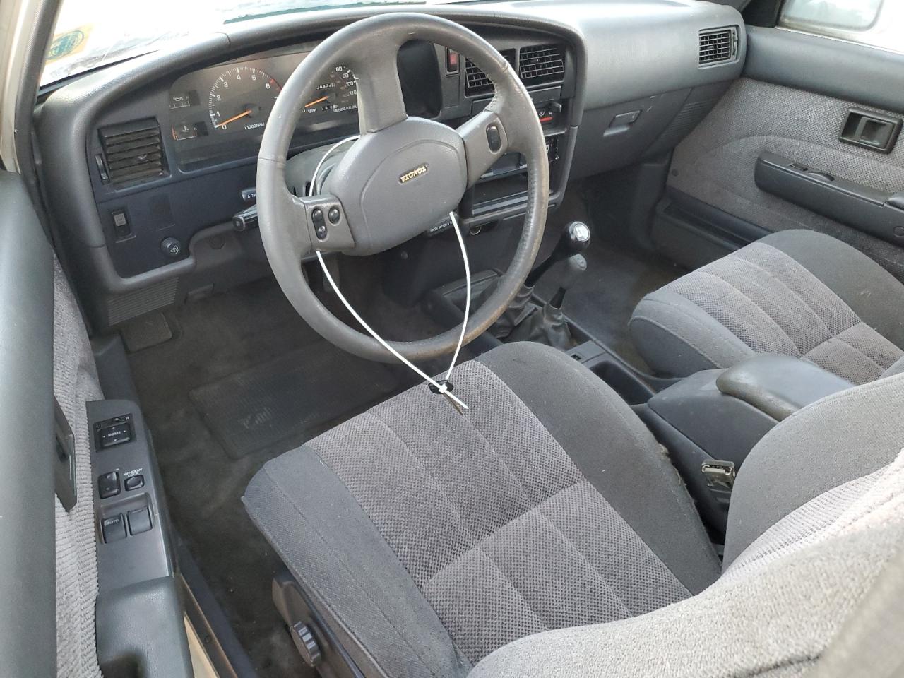 1990 Toyota Pickup 1/2 Ton Extra Long Wheelbase Sr5 VIN: JT4VN13G4L0016051 Lot: 82450995