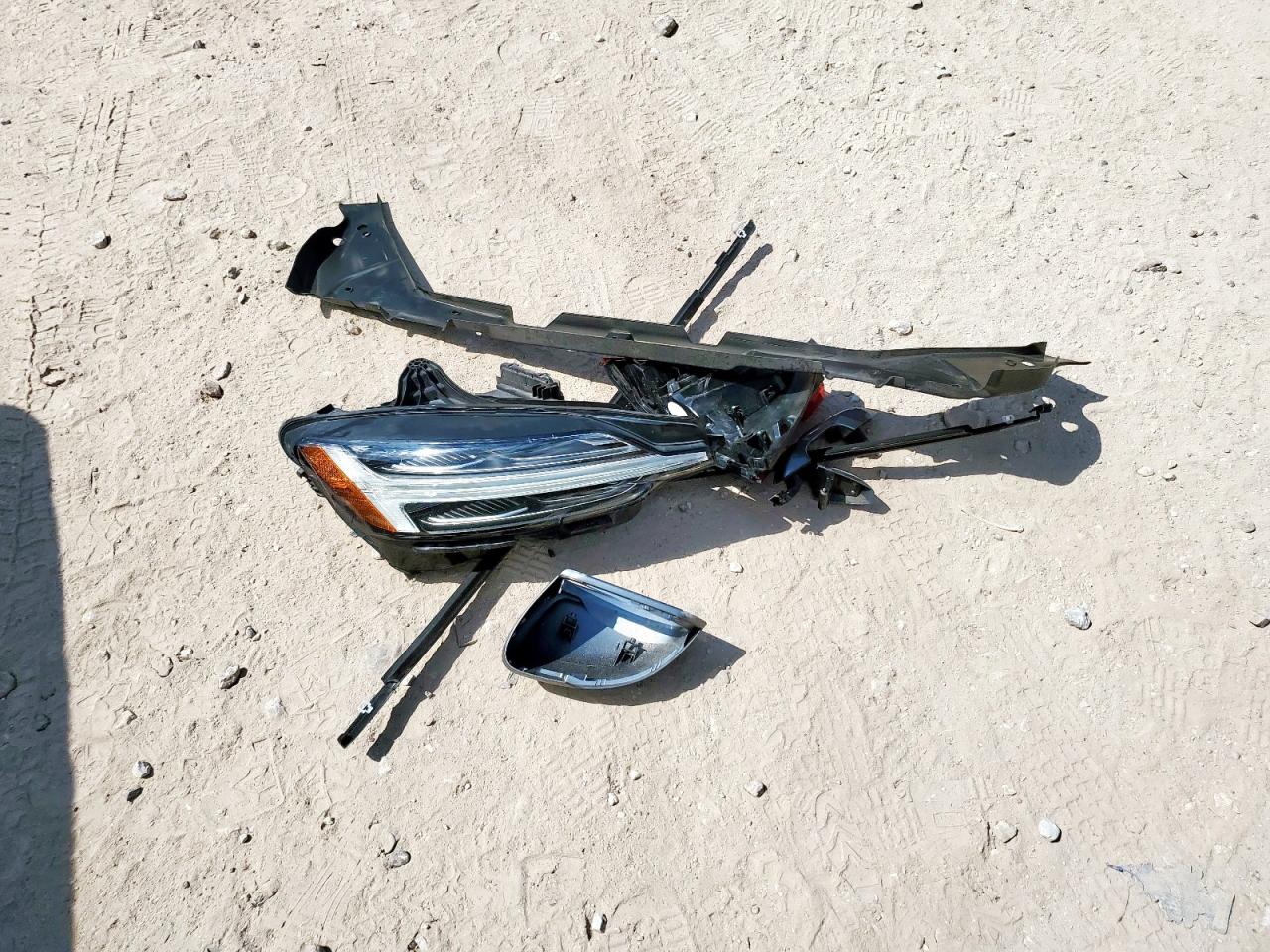 2020 Volvo S60 T5 Momentum VIN: 7JR102FK9LG037151 Lot: 84633465