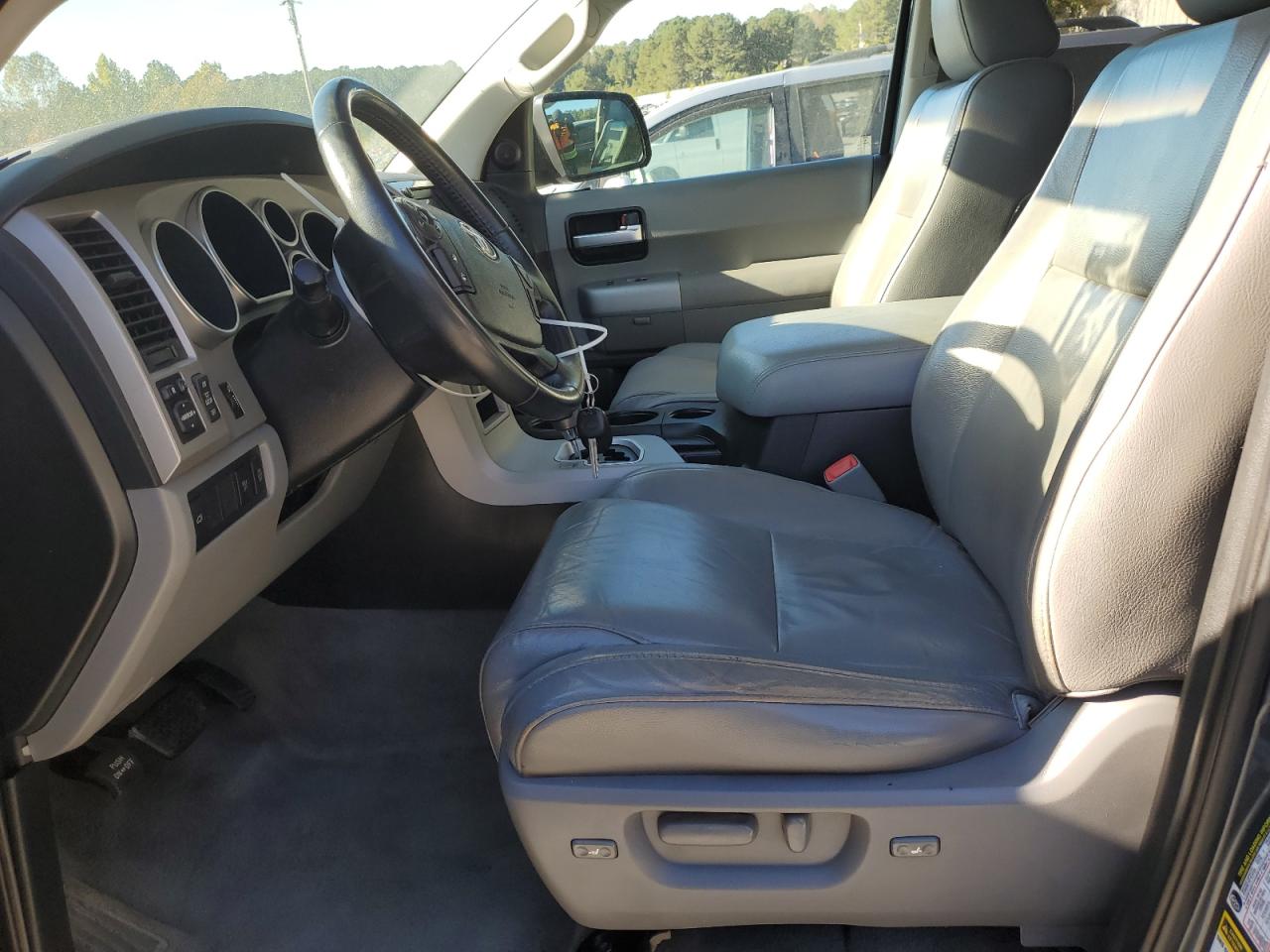 2008 Toyota Sequoia Limited VIN: 5TDZY68AX8S011340 Lot: 89660615