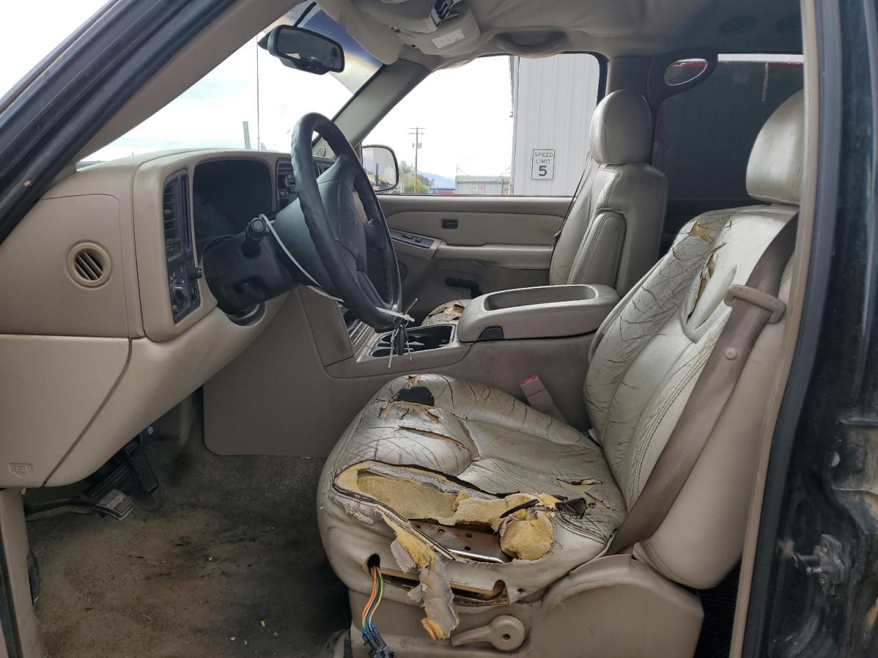 2003 Chevrolet Tahoe C1500 VIN: 1GNEC13T63J146286 Lot: 86341465