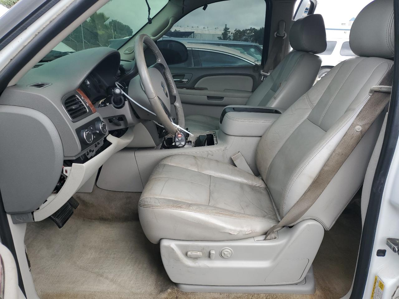 2007 Chevrolet Tahoe K1500 VIN: 1GNFK13067R104575 Lot: 82212005