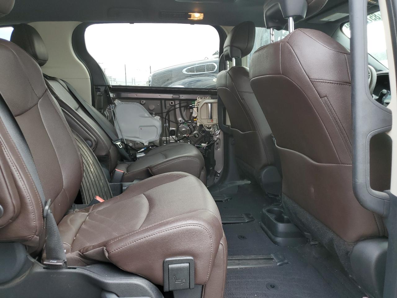 2023 Toyota Sienna Limited VIN: 5TDERKECXPS170190 Lot: 85756165