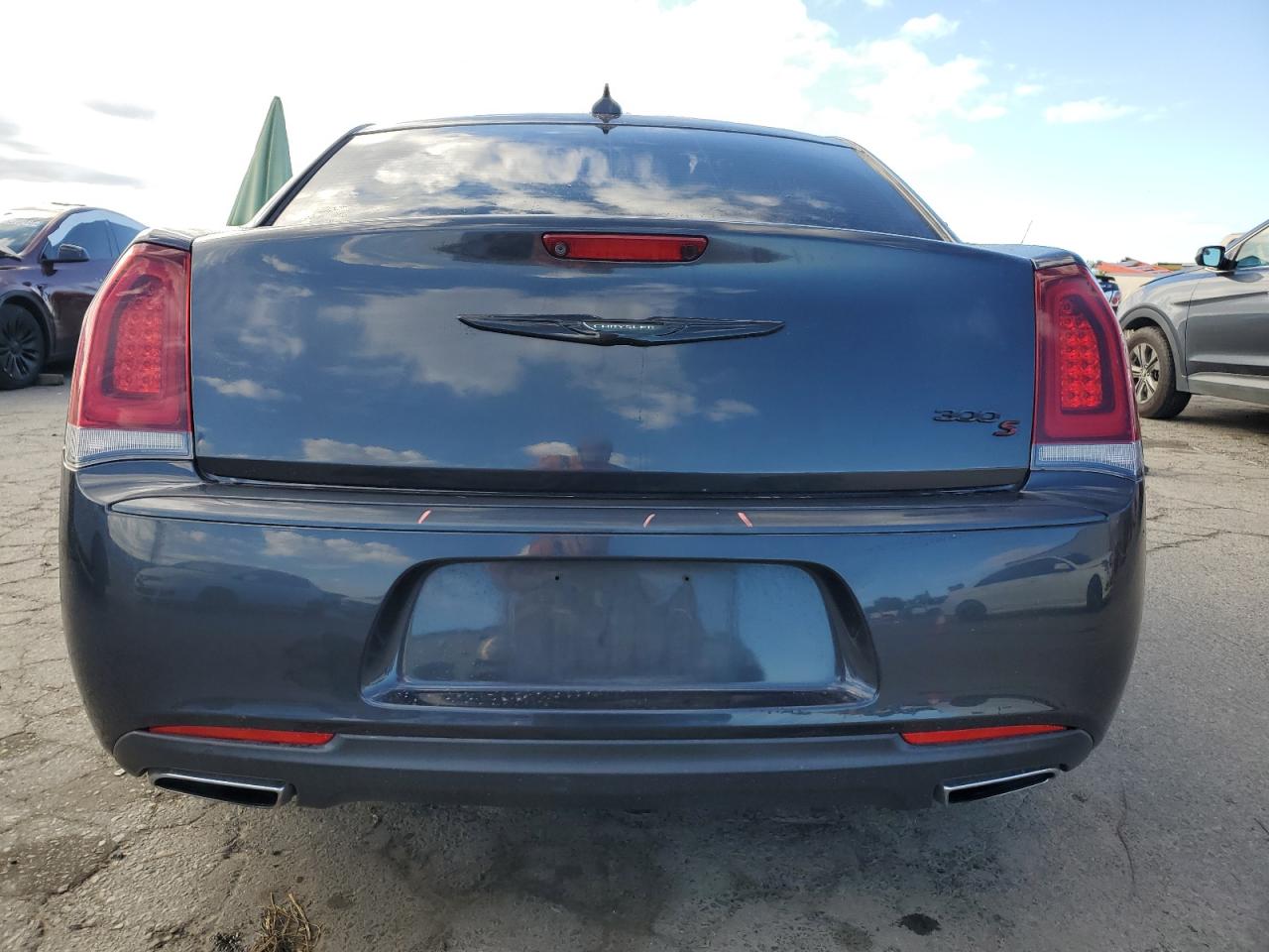 2018 Chrysler 300 S VIN: 2C3CCABG9JH214149 Lot: 84957585