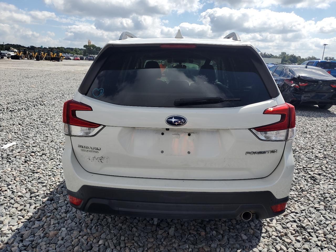 2019 Subaru Forester Limited VIN: JF2SKAUC6KH578381 Lot: 84606695