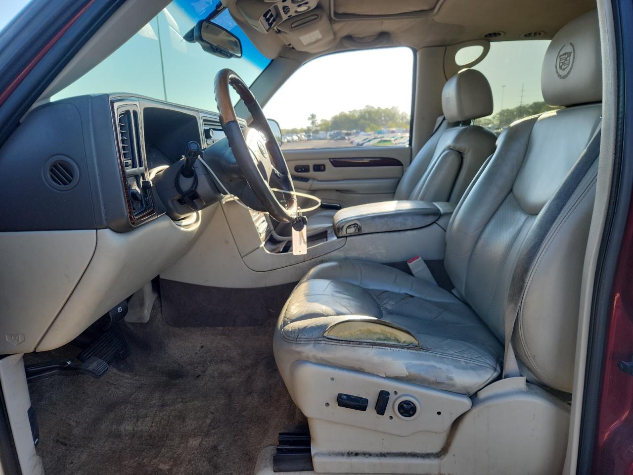 2003 Cadillac Escalade Luxury VIN: 1GYEK63N73R268645 Lot: 81919435