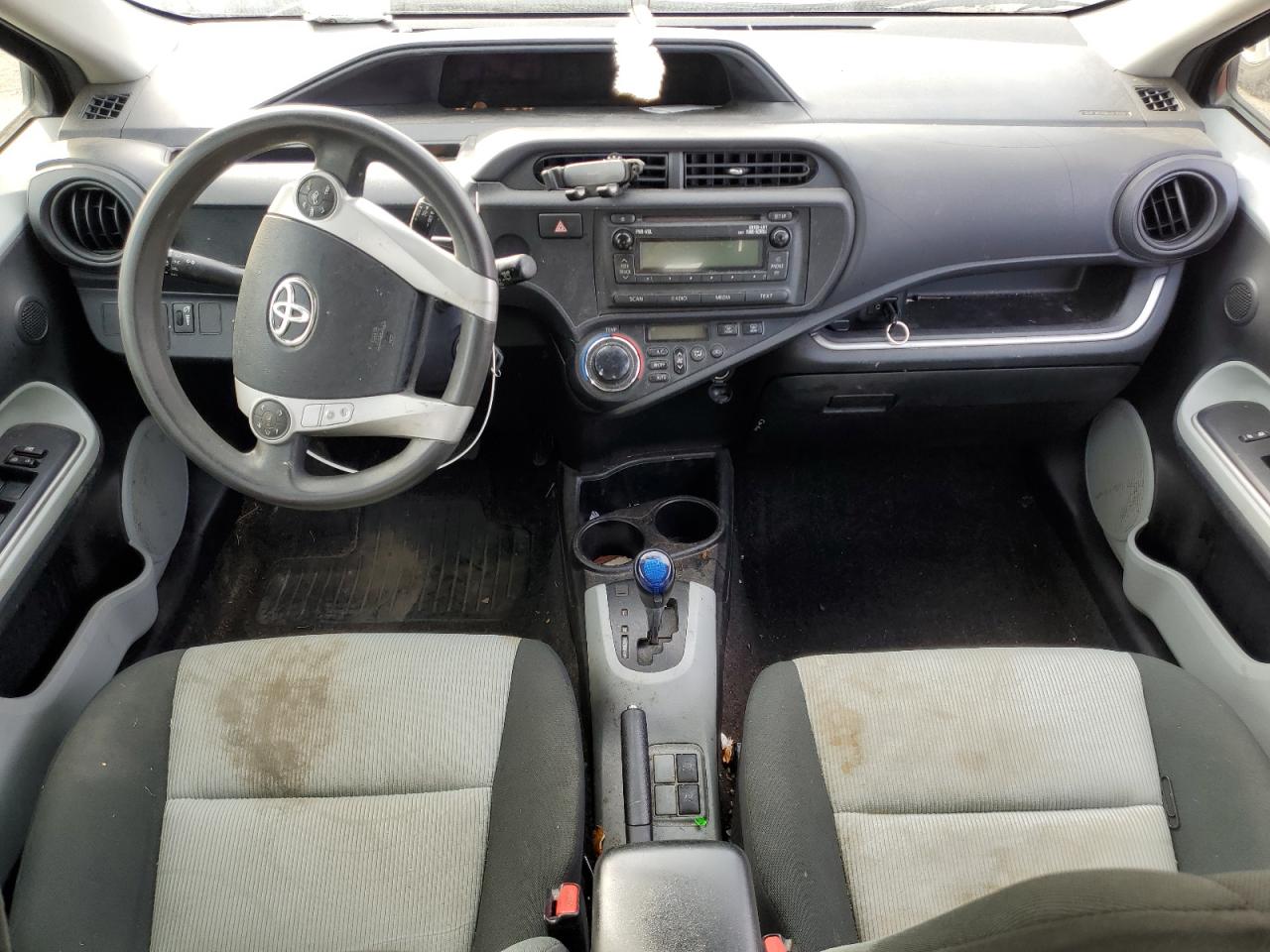 2014 Toyota Prius C VIN: JTDKDTB32E1074155 Lot: 81452185