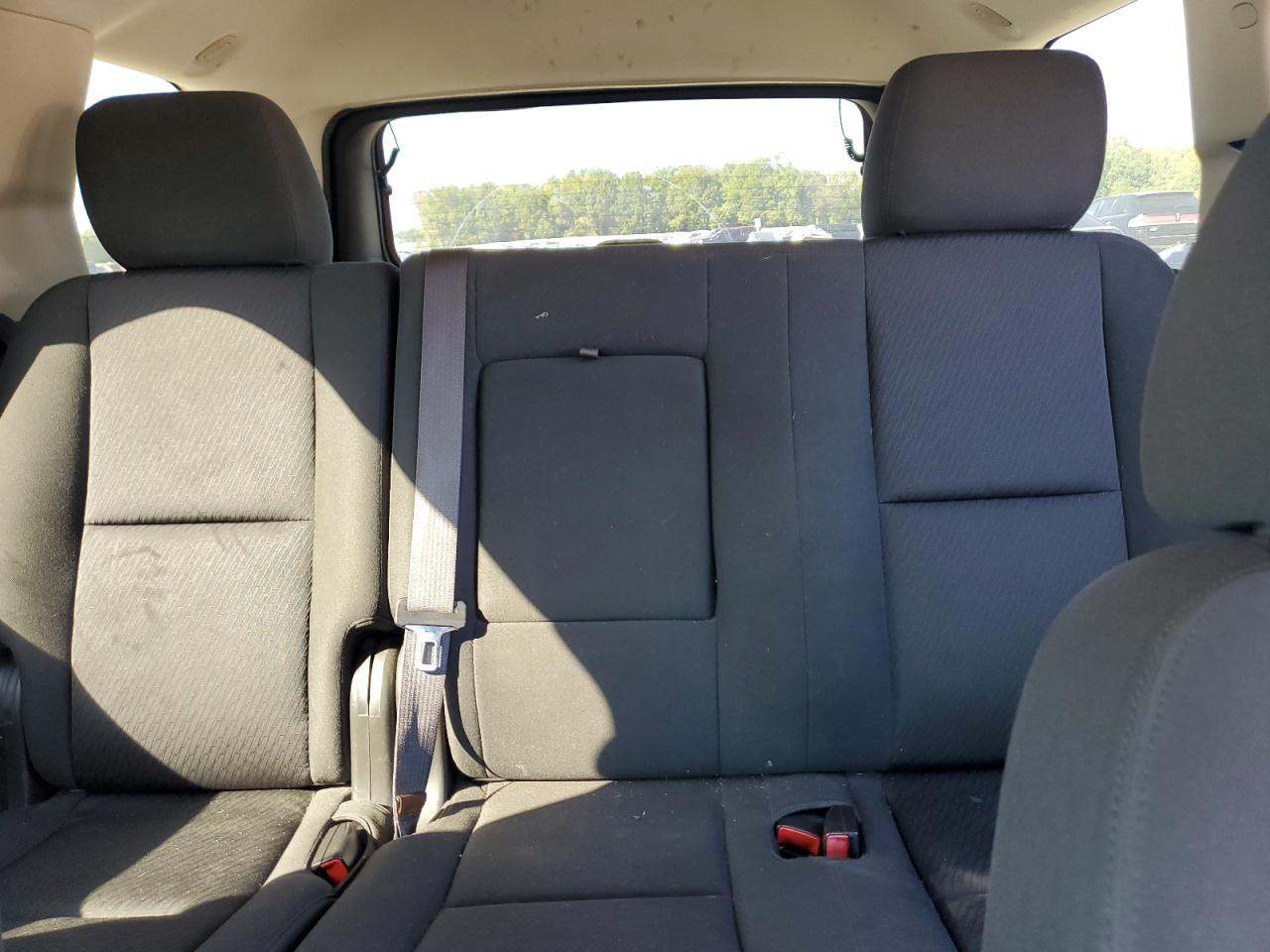 2011 Chevrolet Tahoe C1500 Ls VIN: 1GNSCAE04BR238552 Lot: 85933925