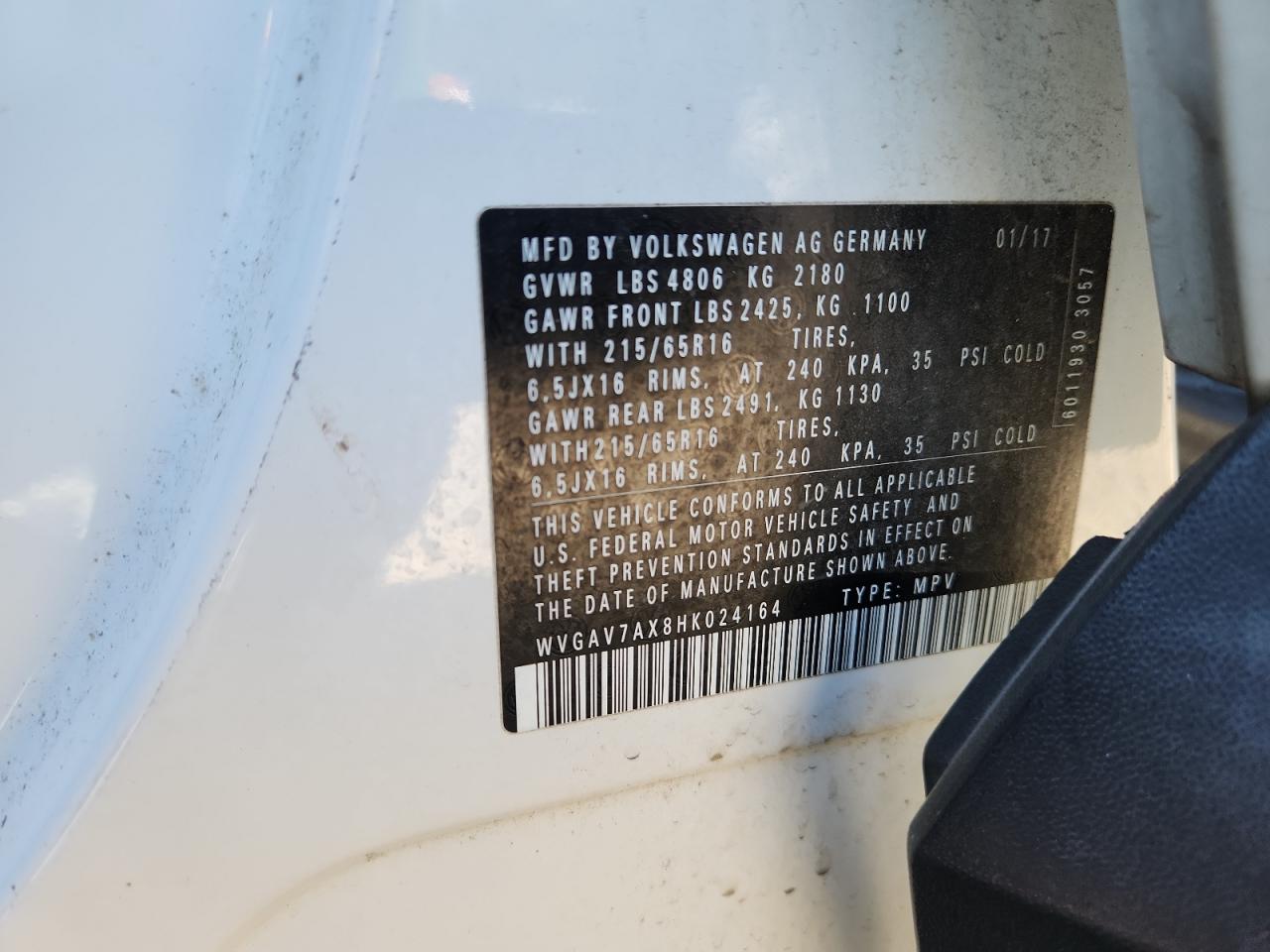 2017 Volkswagen Tiguan S VIN: WVGAV7AX8HK024164 Lot: 82428075