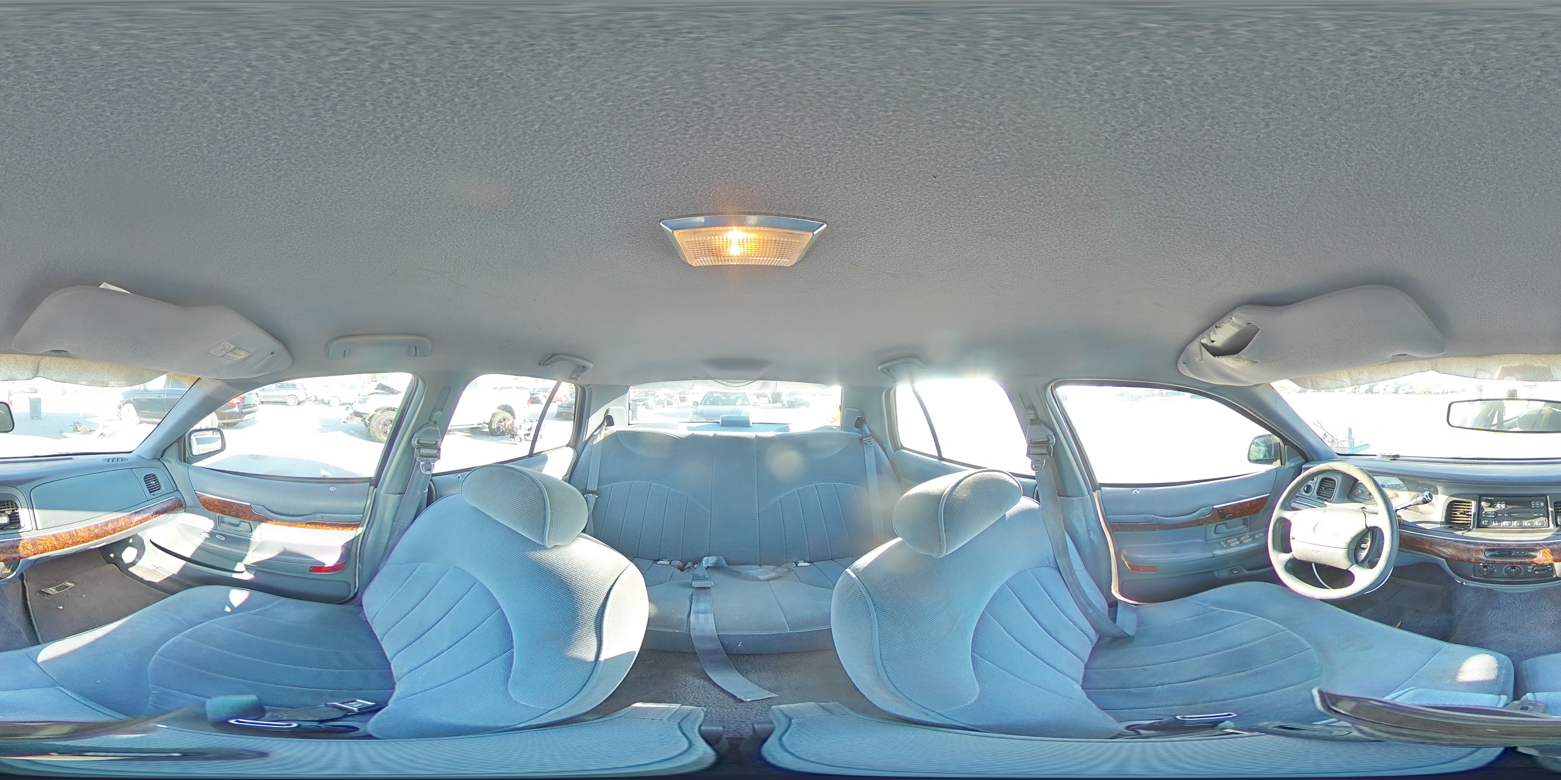 1997 Mercury Grand Marq VIN: 2MELM74W6VX700010 Lot: 82351545