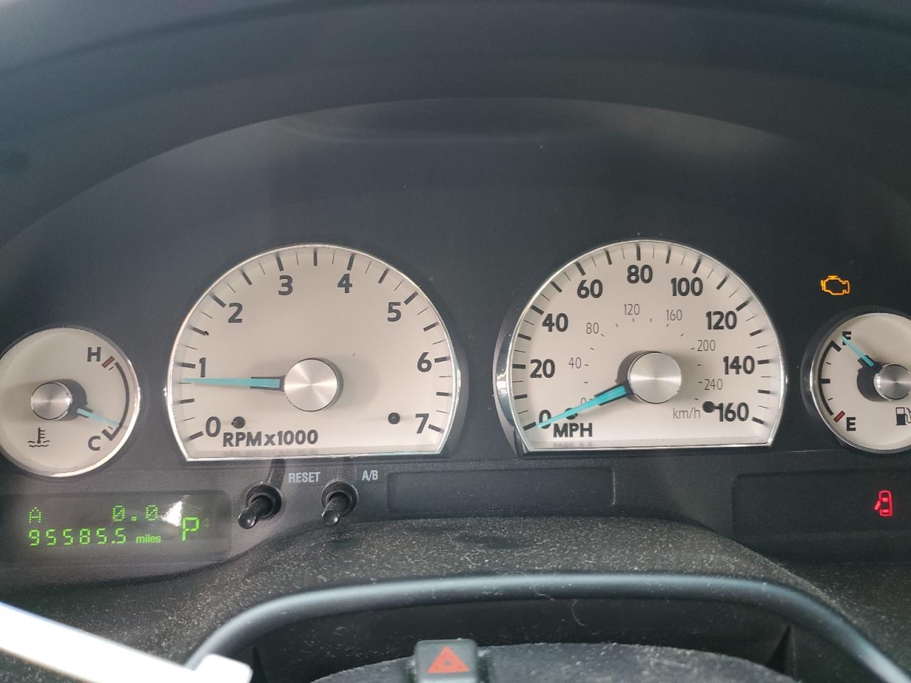 2004 Ford Thunderbird VIN: 1FAHP60A24Y101063 Lot: 85553095