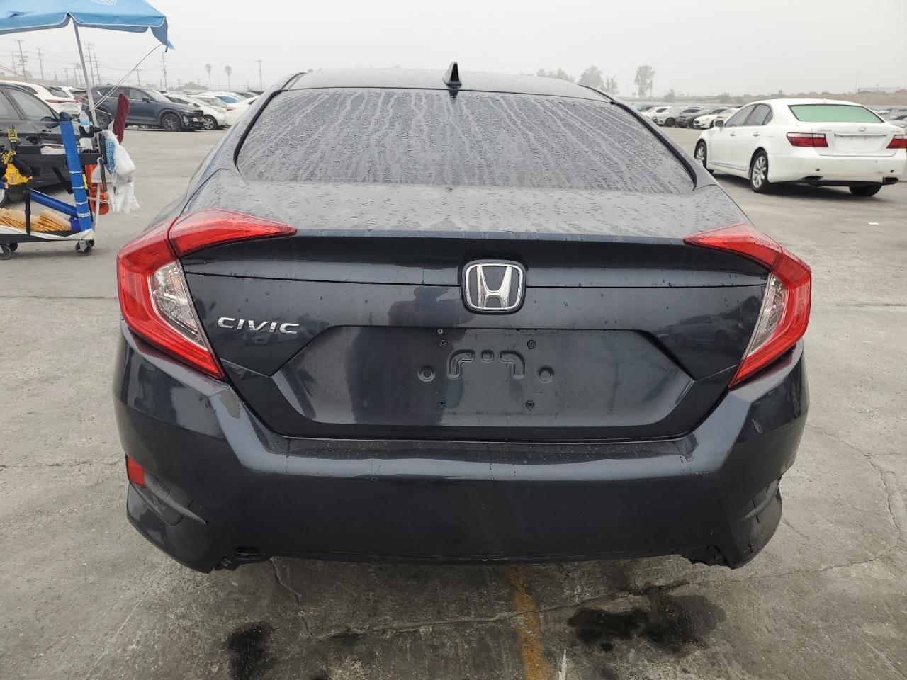 2018 Honda Civic Ex VIN: 2HGFC2F70JH525348 Lot: 82316325