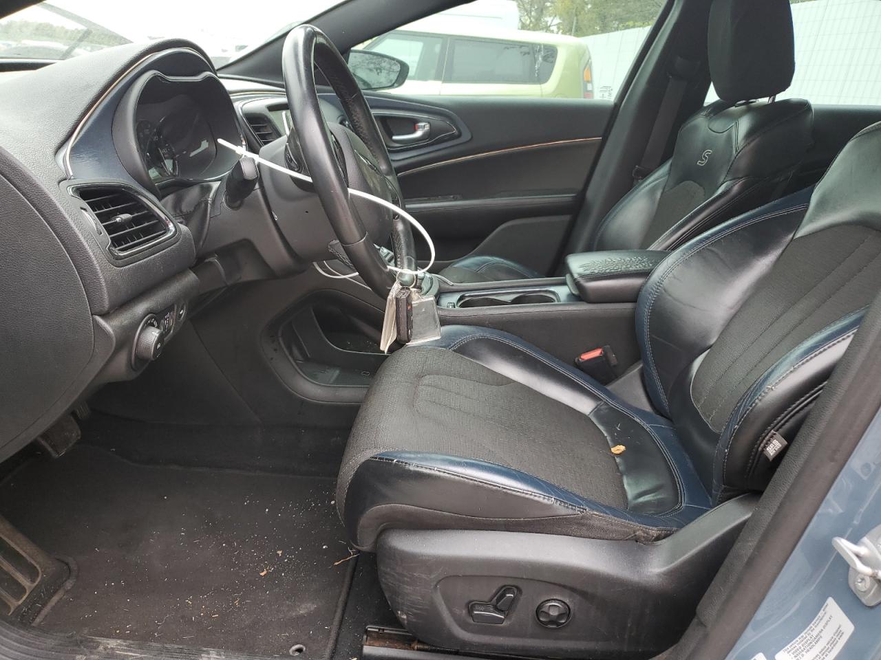 2015 Chrysler 200 S VIN: 1C3CCCBG6FN673309 Lot: 85573655