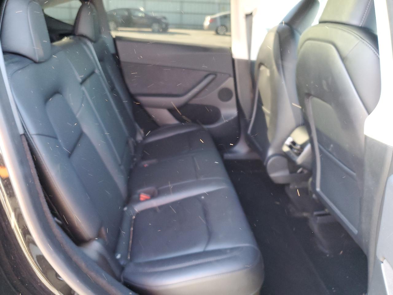 2023 Tesla Model Y VIN: 7SAYGDEE9PF741725 Lot: 82362375