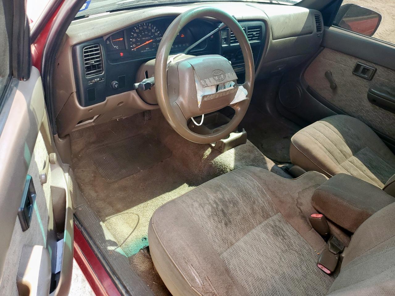 1998 Toyota Tacoma Xtracab VIN: 4TAVL52N2WZ058582 Lot: 82002955