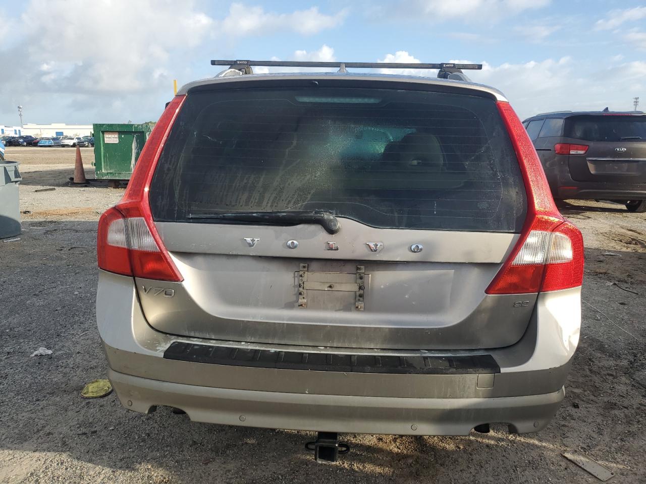 2008 Volvo V70 3.2 VIN: YV1BW982381008515 Lot: 85698915