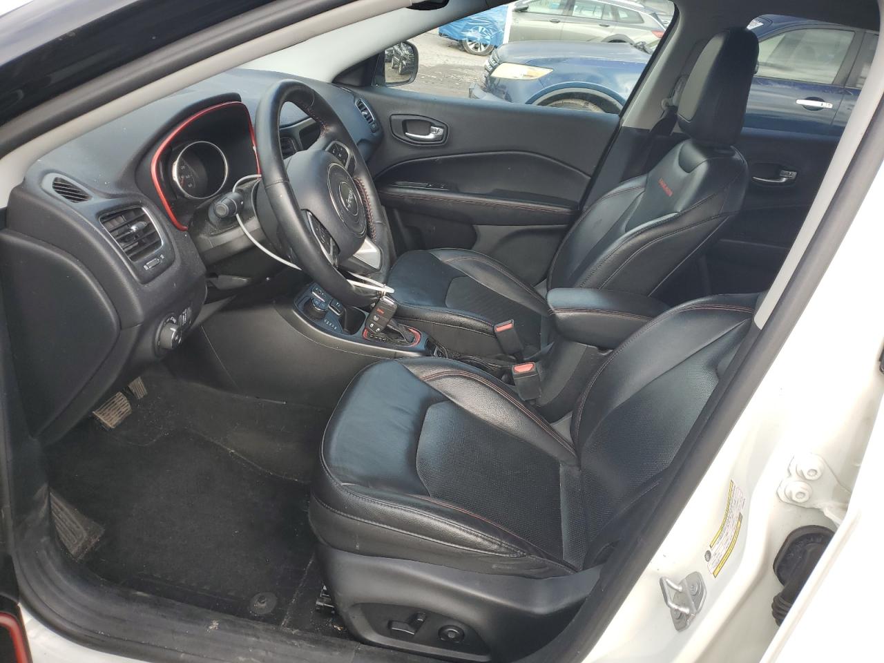 2018 Jeep Compass Trailhawk VIN: 3C4NJDDB9JT402576 Lot: 87243675