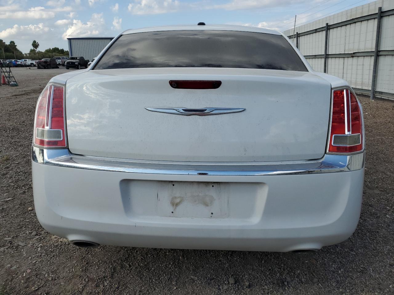 2014 Chrysler 300C VIN: 2C3CCAEG0EH373563 Lot: 89848535
