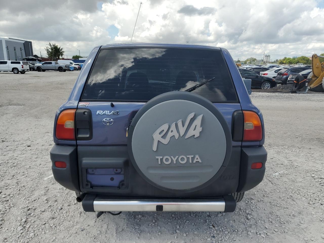 1997 Toyota Rav4 VIN: JT3GP10VXV7014812 Lot: 85516705