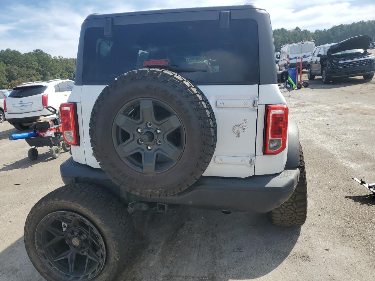 2022 Ford Bronco Base VIN: 1FMDE5BH2NLB41690 Lot: 86997885