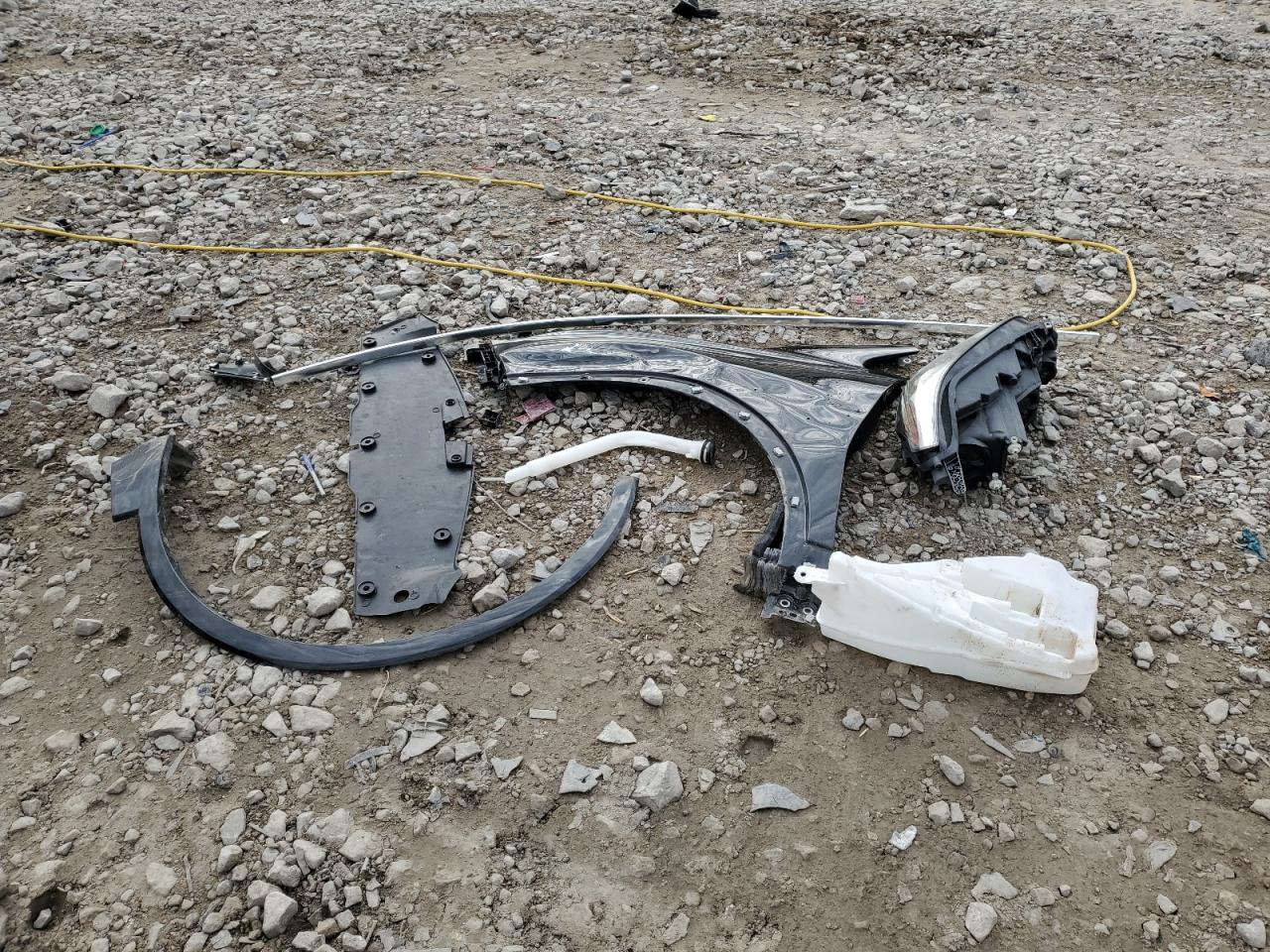 2018 Buick Envision Essence VIN: LRBFX2SA3JD001353 Lot: 86277005