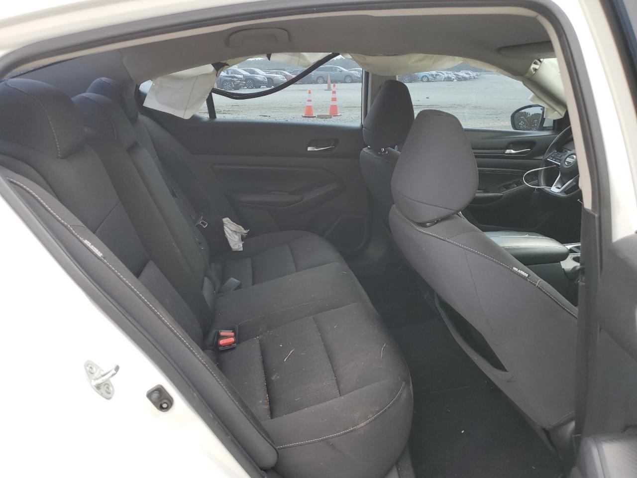 2020 Nissan Altima S VIN: 1N4BL4BV2LC137210 Lot: 82205095