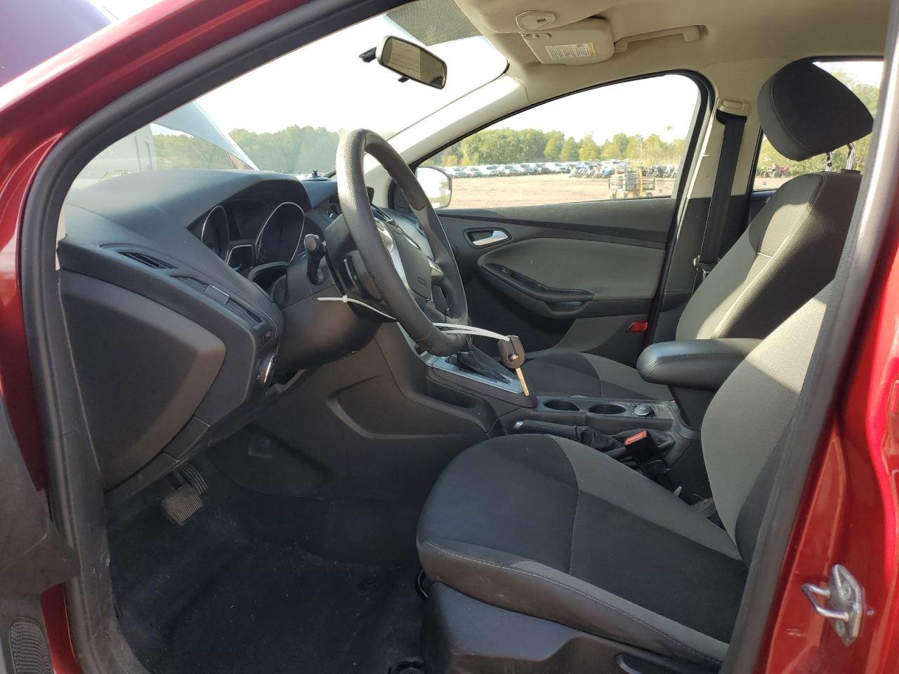 2013 Ford Focus Se VIN: 1FADP3K25DL260806 Lot: 82338075