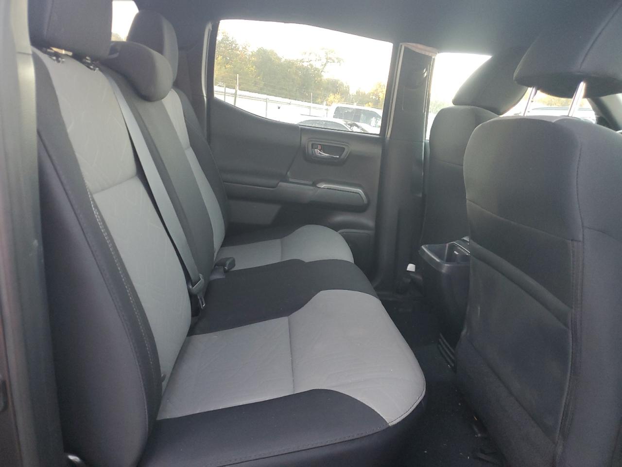 2021 Toyota Tacoma Double Cab VIN: 5TFCZ5AN0MX260647 Lot: 86670285