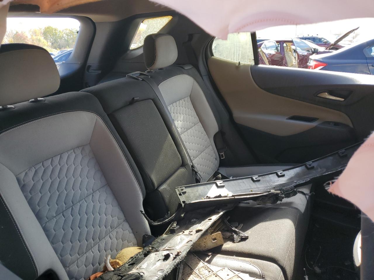 2020 Chevrolet Equinox Ls VIN: 3GNAXHEV2LS640024 Lot: 89838425