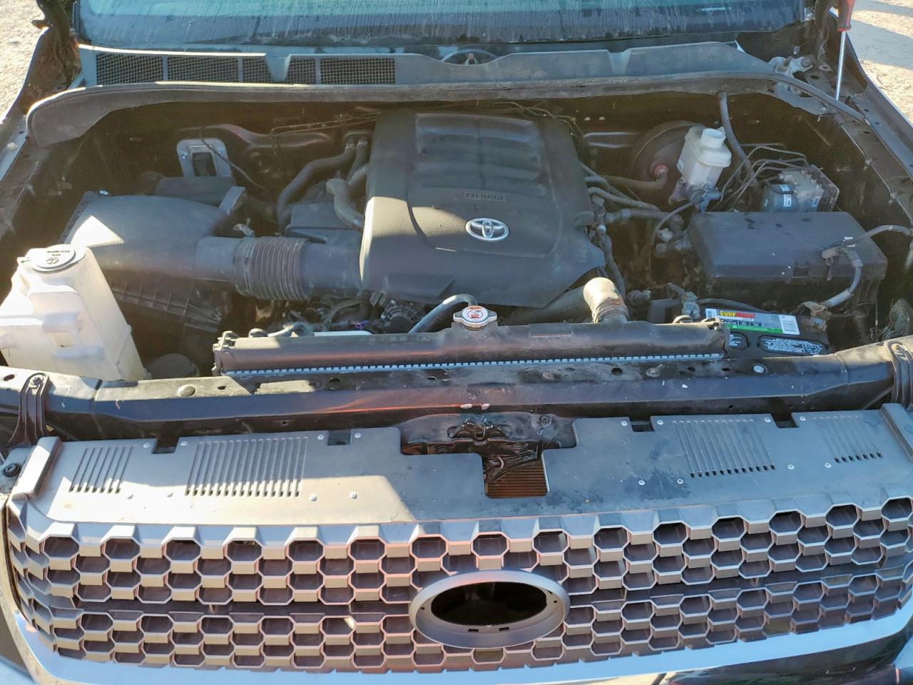 2019 Toyota Tundra Crewmax Sr5 VIN: 5TFEM5F10KX143466 Lot: 85540325