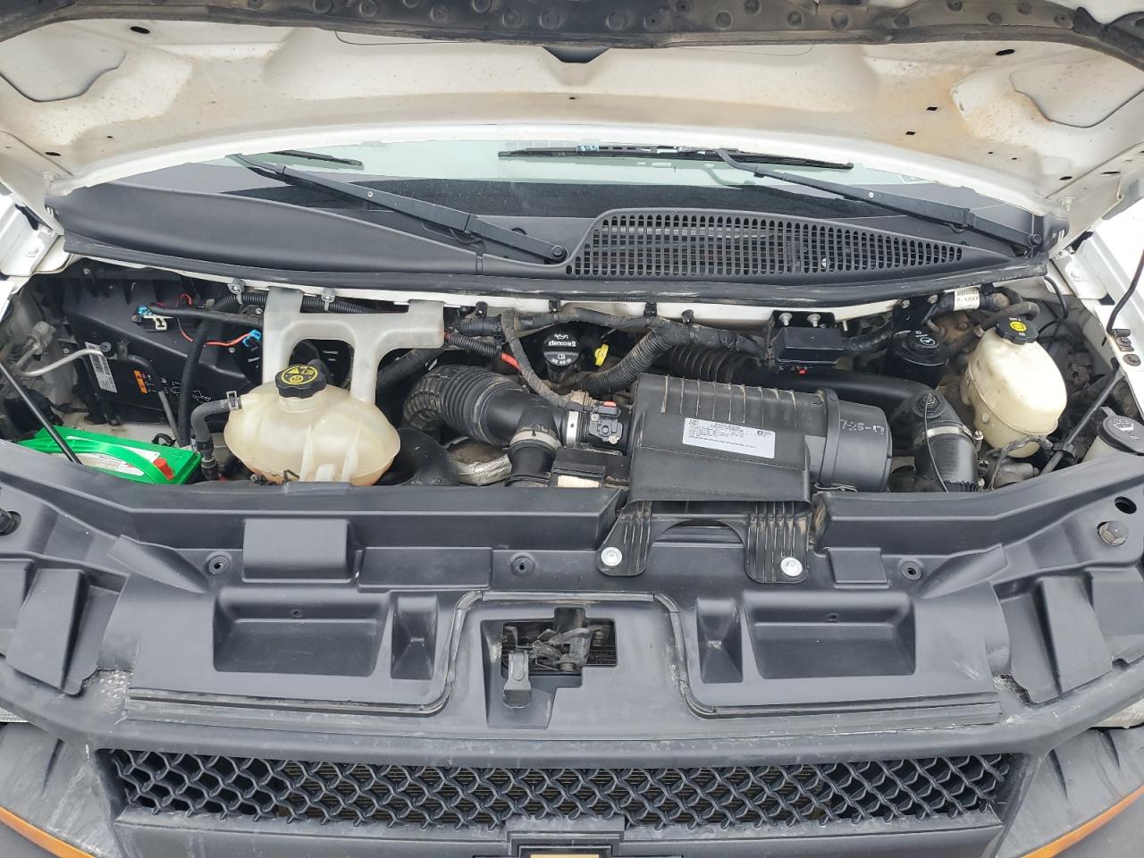 2017 Chevrolet Express G2500 VIN: 1GCWGAF19H1220335 Lot: 85700305