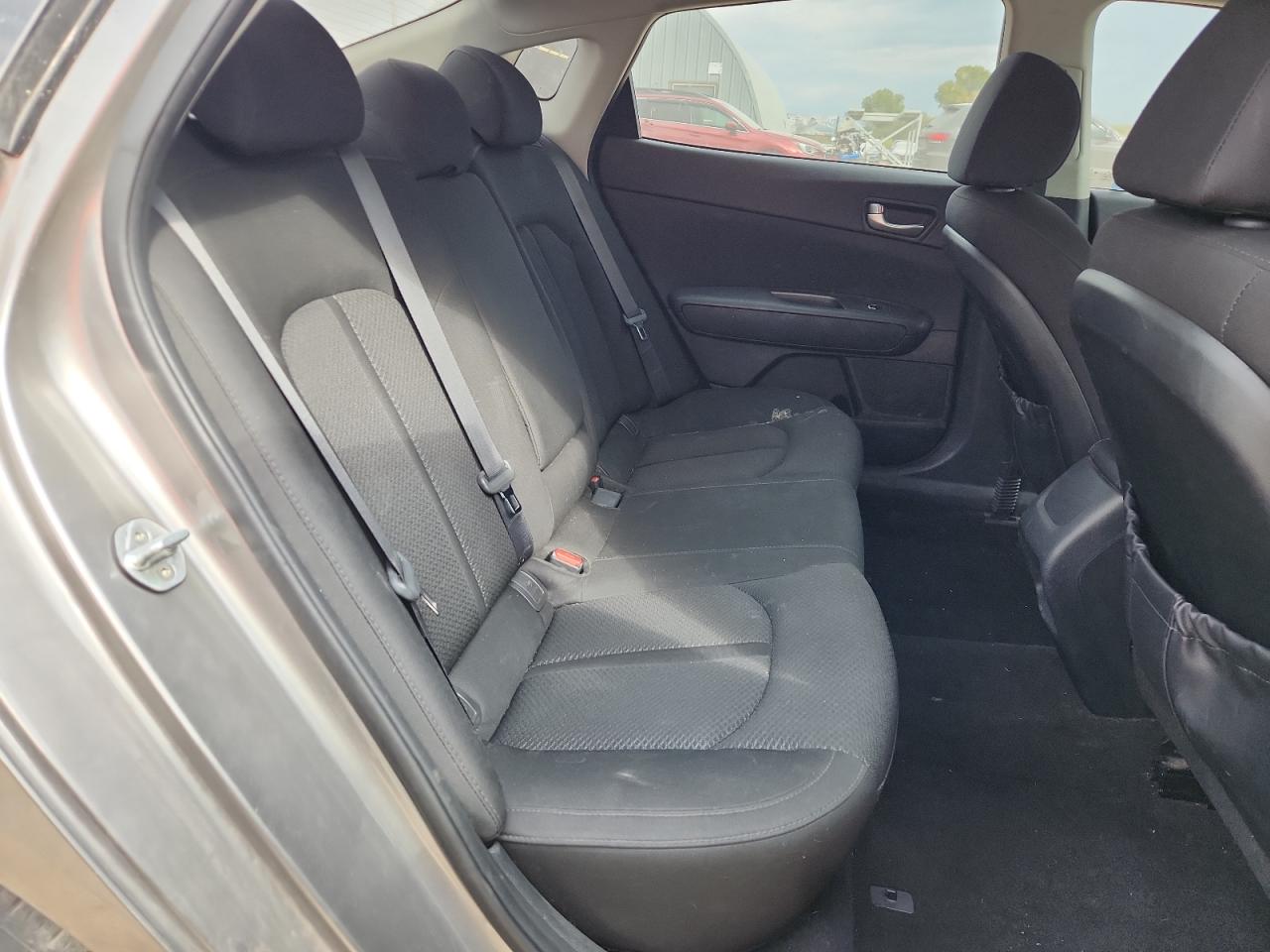 2016 Kia Optima Lx VIN: 5XXGT4L36GG110806 Lot: 84952655