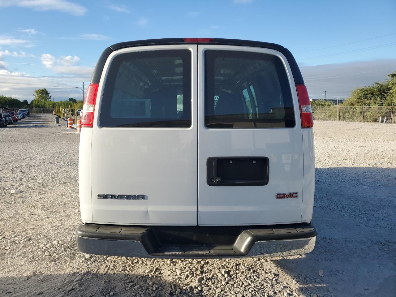 2019 GMC Savana G2500 VIN: 1GTW7AFG8K1236957 Lot: 82112075