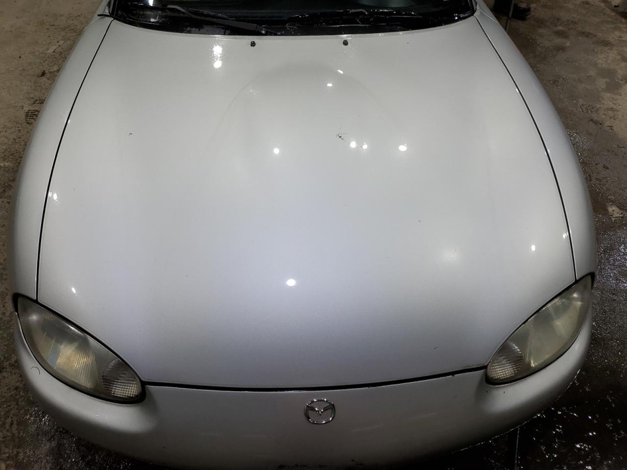 2000 Mazda Mx-5 Miata Base VIN: JM1NB3530Y0152716 Lot: 89838725