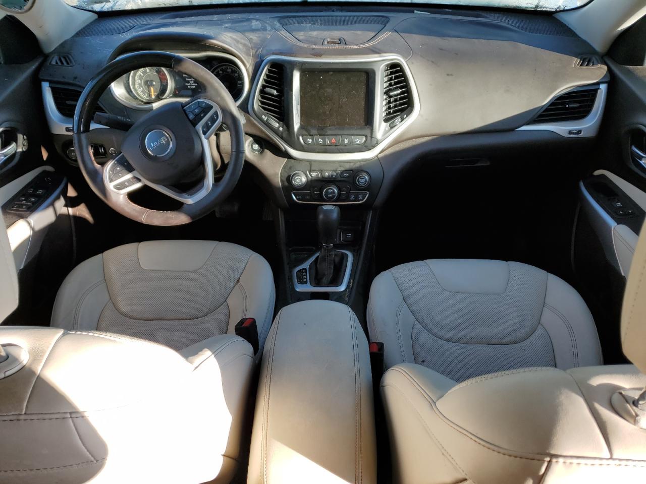 2017 Jeep Cherokee Overland VIN: 1C4PJLJS5HW650853 Lot: 89440435