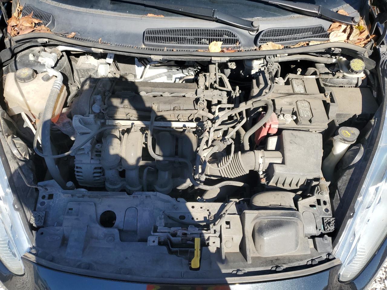 2015 Ford Fiesta Titanium VIN: 3FADP4FJ6FM175692 Lot: 81976175