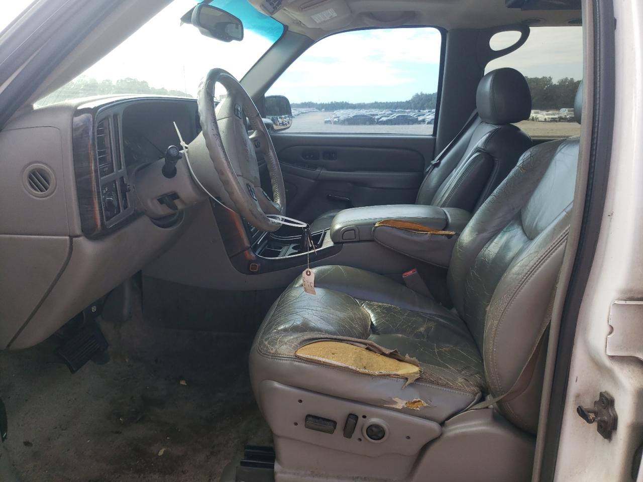 2003 GMC Yukon Xl Denali VIN: 1GKFK66UX3J143624 Lot: 85671935