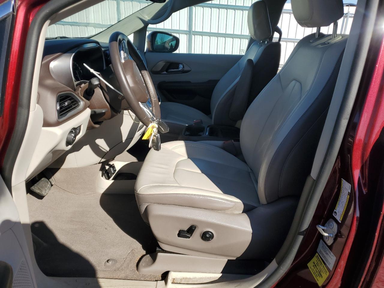 2017 Chrysler Pacifica Touring L VIN: 2C4RC1BG1HR609971 Lot: 82275965