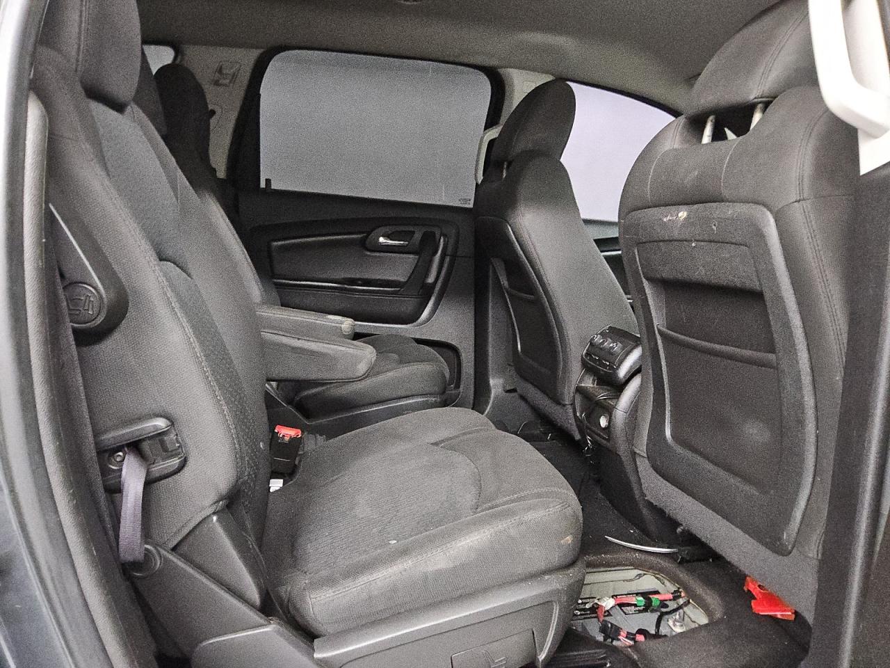 2011 Chevrolet Traverse Lt VIN: 1GNKRGED1BJ313260 Lot: 70063695