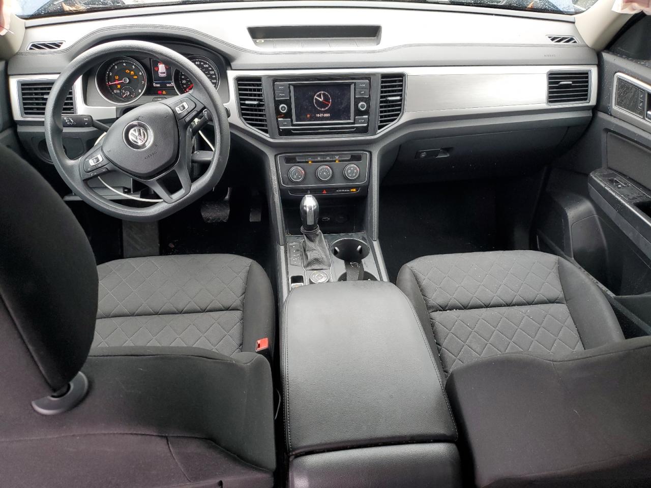 Фото: 1V2GR2CA2KC573888