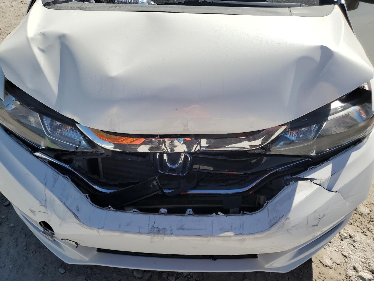 2018 Honda Fit Lx VIN: 3HGGK5H41JM720162 Lot: 84883605